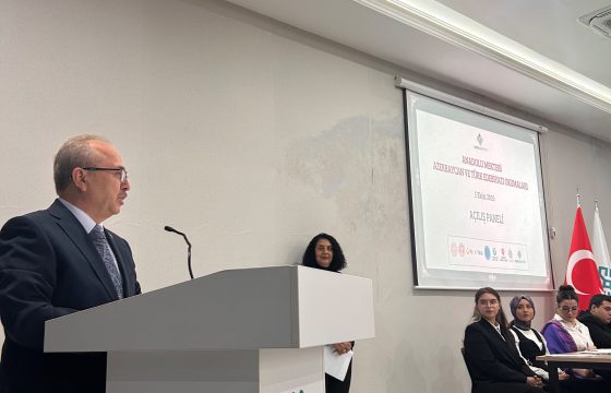 “Dildə, fikirdə, işdə birlik”: Azərbaycan-Türkiyə birgə oxu proqramının açılış paneli Bakıda keçirilib – FOTO
