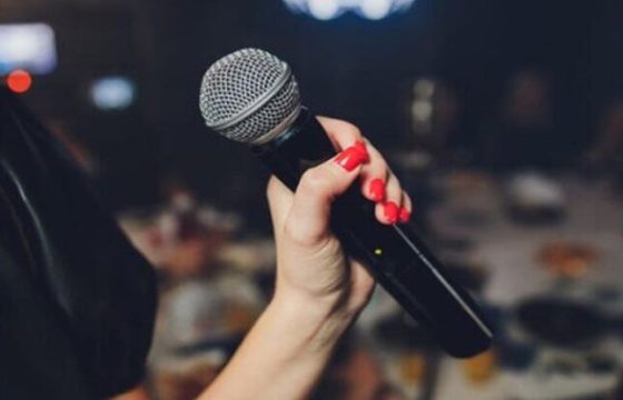 Azərbaycanda müğənnilər 15 min manat qazanıb, 20 manat vergi ödəyirlər