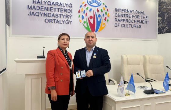 Aqil Ələsgər Qazaxıstanda beynəlxalq konfransda Tokayev adına orden ilə təltif edildi