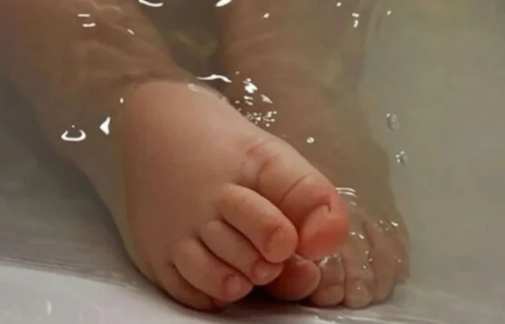 Buzovnada 2 yaşlı qız su kanalında boğuldu